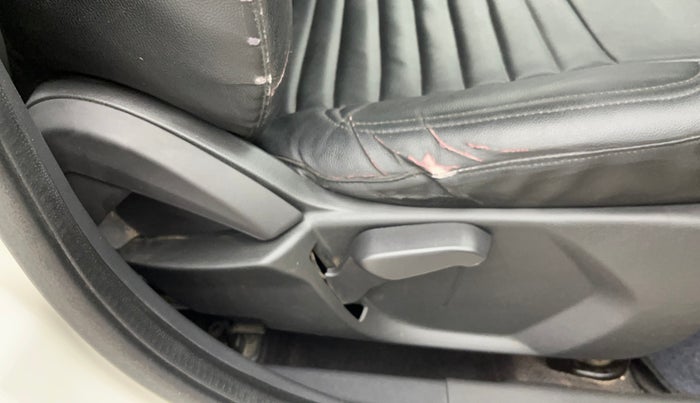 2021 Ford New Figo TITANIUM 1.2 PETROL MT, Petrol, Manual, 20,774 km, Driver Side Adjustment Panel