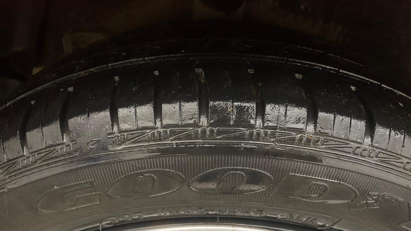 2016 Hyundai Xcent S AT 1.2, Petrol, Automatic, 46,911 km, Right Rear Tyre Tread