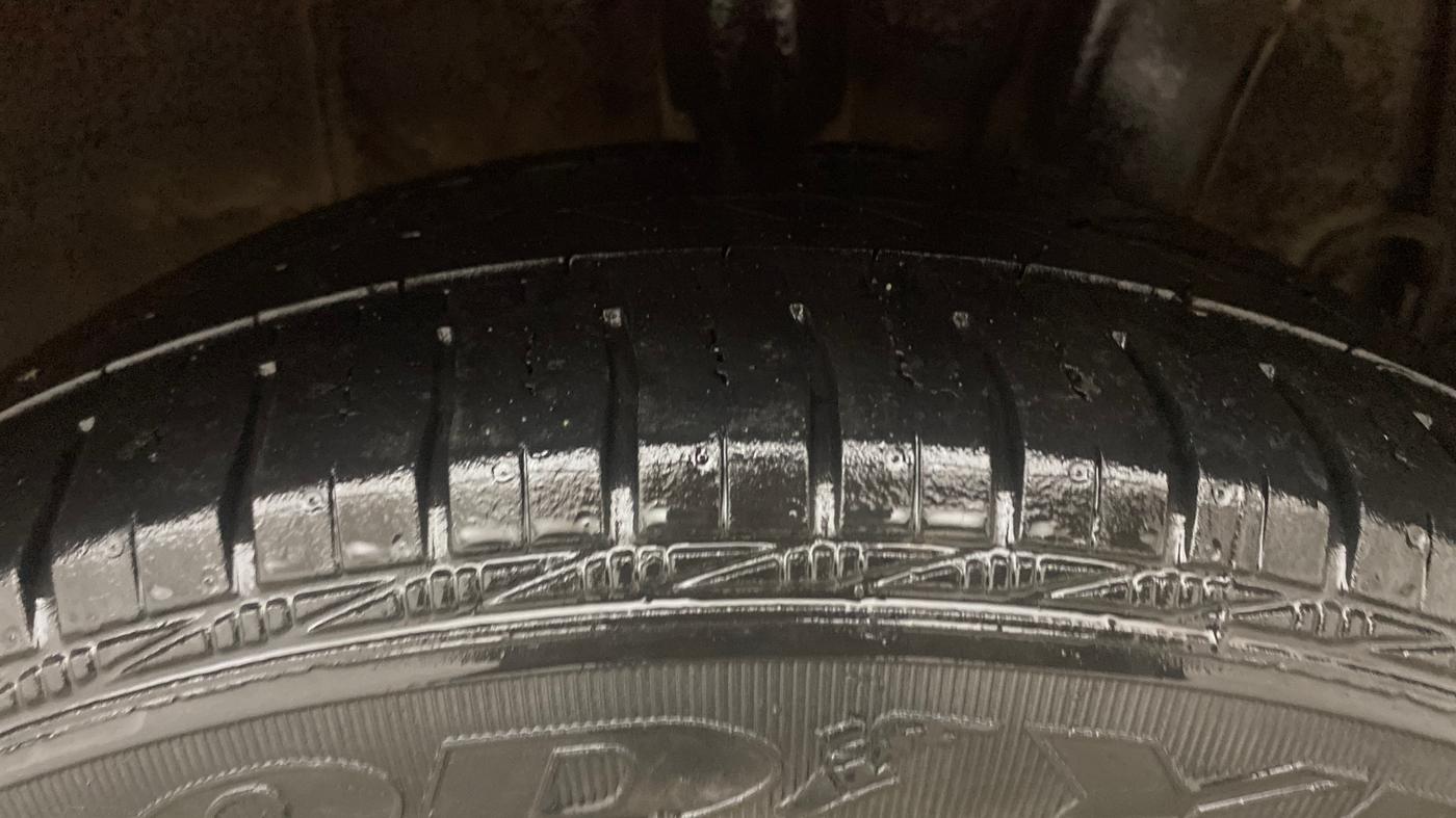 2016 Hyundai Xcent S AT 1.2, Petrol, Automatic, 46,911 km, Left Rear Tyre Tread