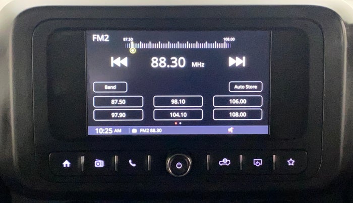 2022 Mahindra Thar LX PETROL HT 4WD AT, Petrol, Automatic, 9,553 km, Infotainment System