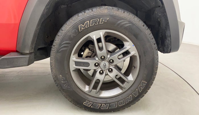 2022 Mahindra Thar LX PETROL HT 4WD AT, Petrol, Automatic, 9,553 km, Right Front Wheel