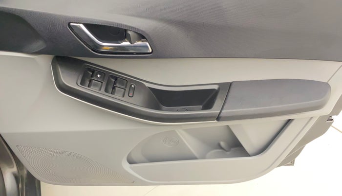 2021 Tata Tiago XZ PLUS PETROL, Petrol, Manual, 37,846 km, Driver Side Door Panels Control