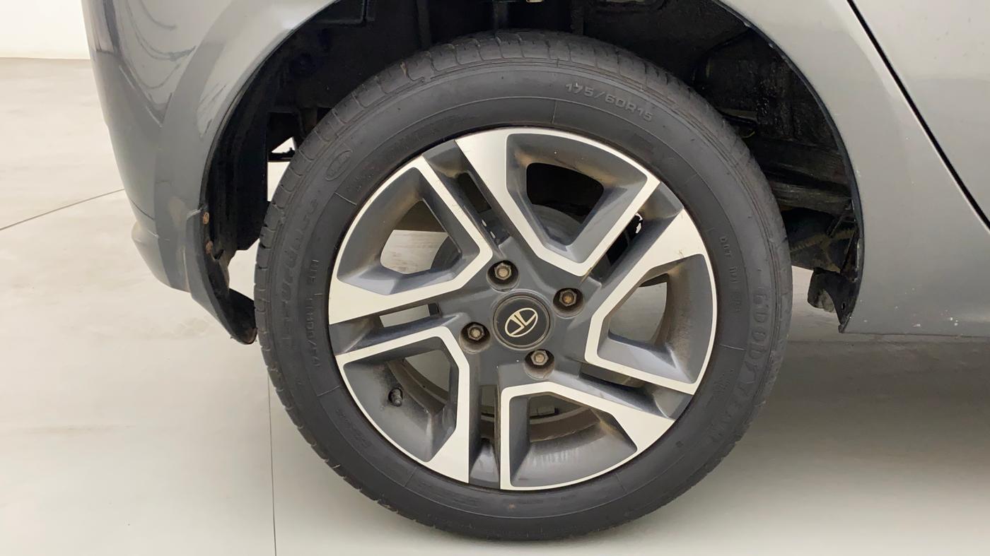 2021 Tata Tiago XZ PLUS PETROL, Petrol, Manual, 37,846 km, Right Rear Wheel