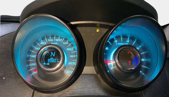 2019 Mahindra XUV500 W5, Diesel, Manual, 99,891 km, Odometer Image