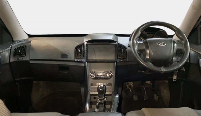 2019 Mahindra XUV500 W5, Diesel, Manual, 99,891 km, Dashboard