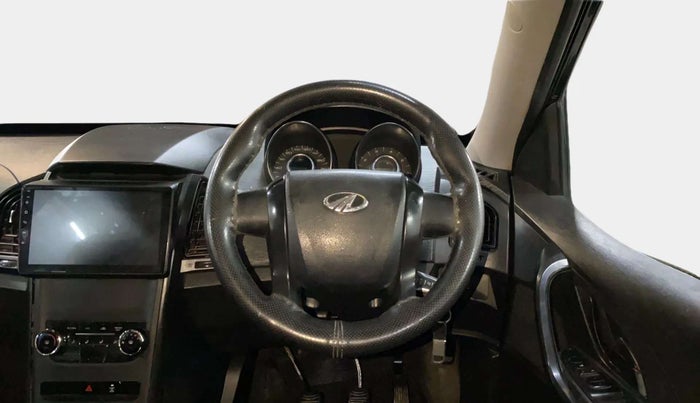 2019 Mahindra XUV500 W5, Diesel, Manual, 99,891 km, Steering Wheel Close Up