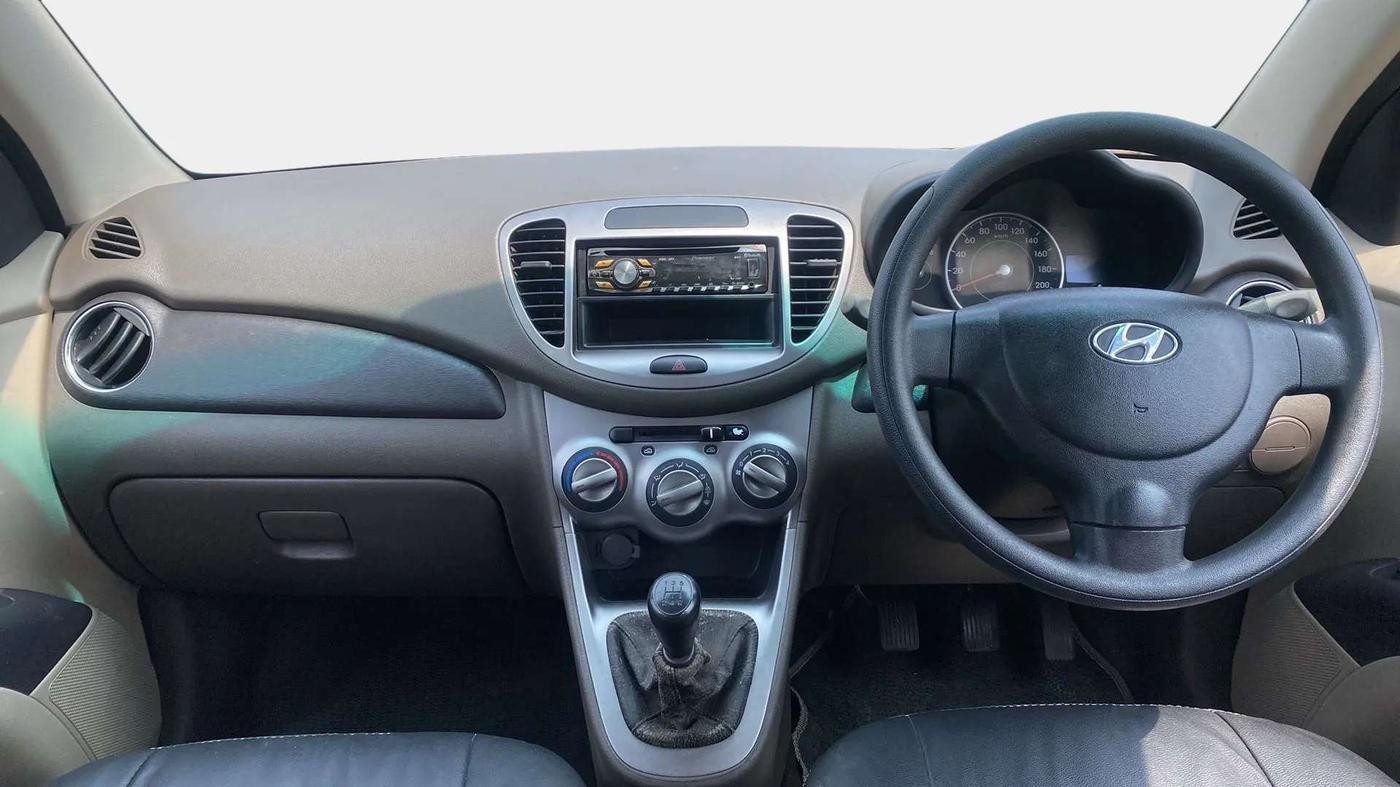 2012 Hyundai i10 MAGNA 1.2, Petrol, Manual, 33,644 km, Dashboard