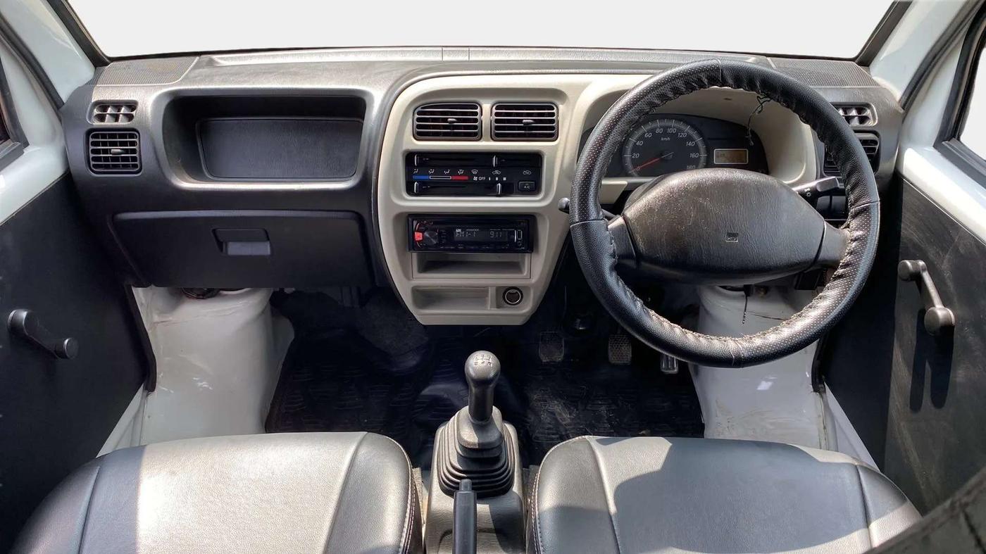 2019 Maruti Eeco 5 STR WITH A/C+HTR, Petrol, Manual, 25,564 km, Dashboard