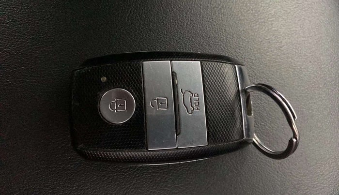 2020 KIA SELTOS HTK PLUS 1.5, Petrol, Manual, 42,745 km, Key Close Up