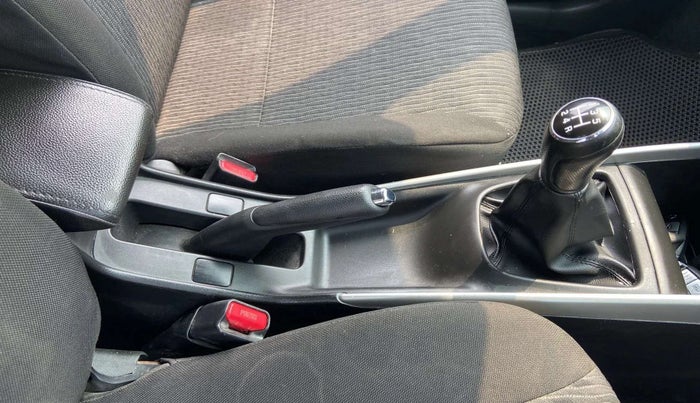 2018 Maruti Baleno ALPHA PETROL 1.2, Petrol, Manual, 40,275 km, Gear Lever