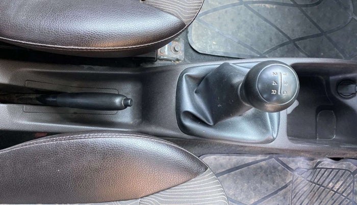 2013 Hyundai Eon ERA +, Petrol, Manual, 70,887 km, Gear Lever