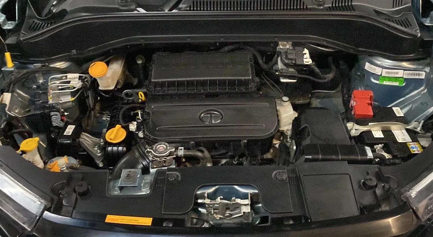 2022 Tata PUNCH ADVENTURE AMT, Petrol, Automatic, 12,534 km, Open Bonet