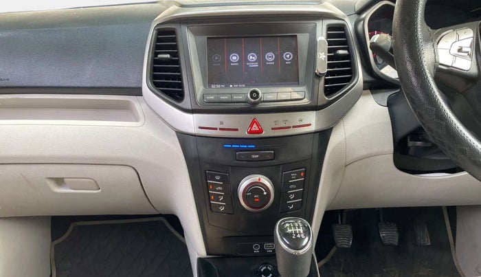 2020 Mahindra XUV300 W6 1.2 PETROL, Petrol, Manual, 16,577 km, Air Conditioner