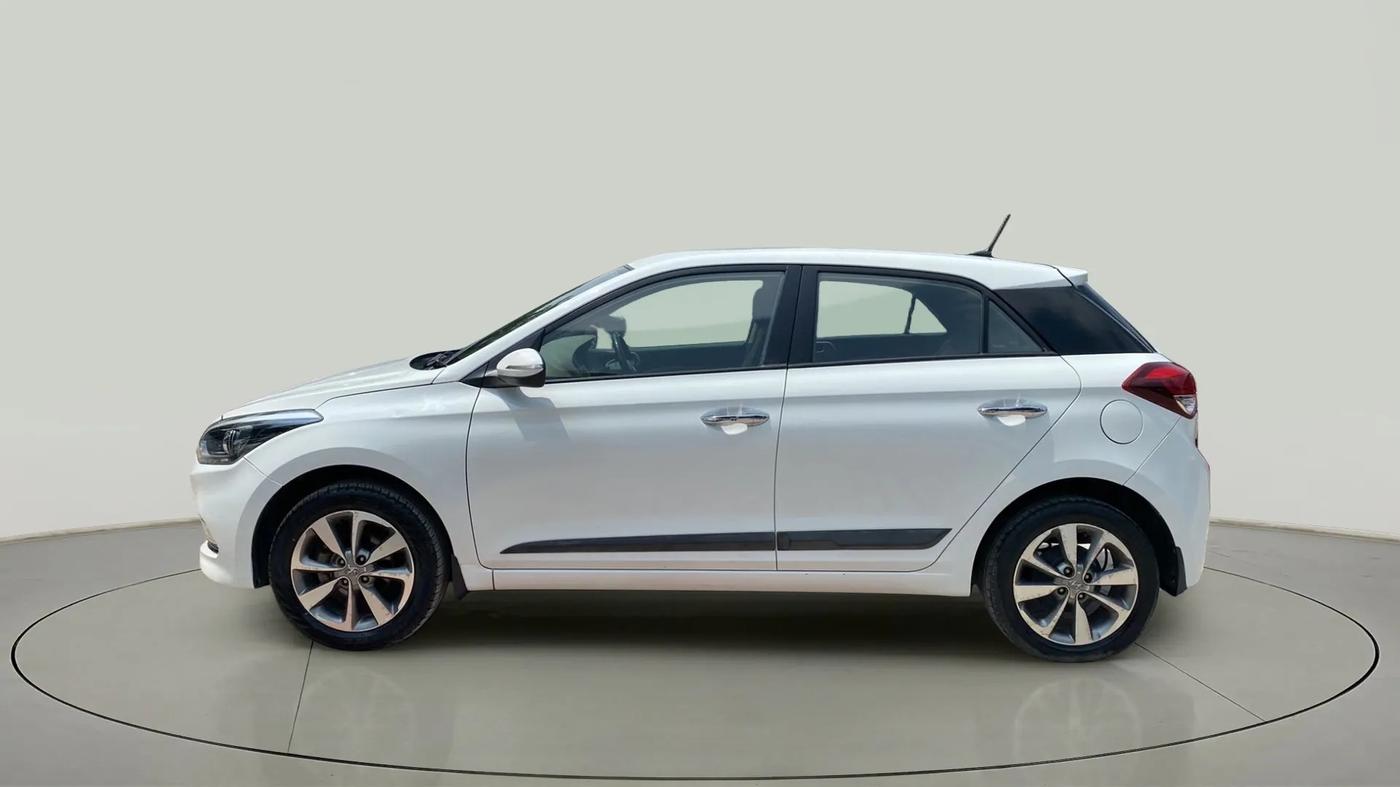 2017 Hyundai Elite i20 ASTA 1.2 (O), Petrol, Manual, 47,032 km, Left Side