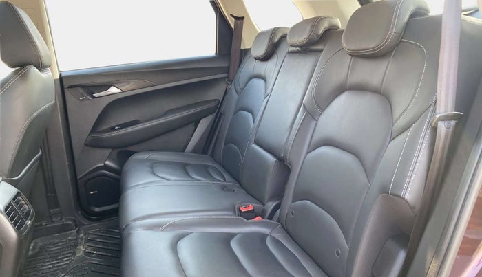 2019 MG HECTOR SHARP 2.0 DIESEL, Diesel, Manual, 44,598 km, Right Side Rear Door Cabin