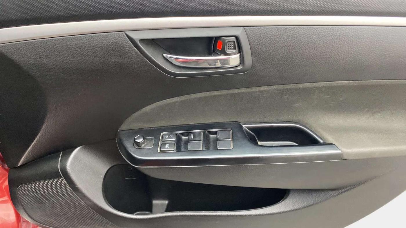 2013 Maruti Swift ZXI, Petrol, Manual, 76,893 km, Driver Side Door Panels Control