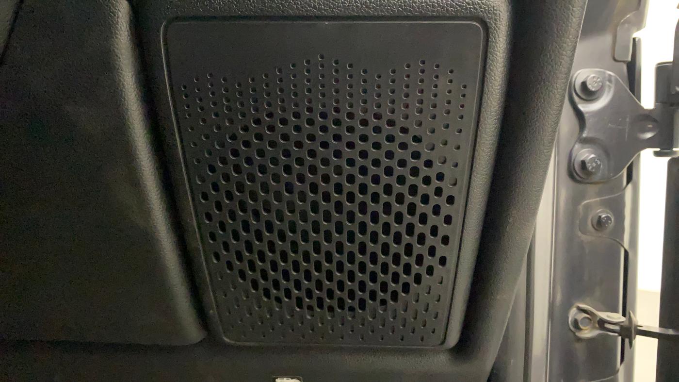 2022 Mahindra Thar LX D AT 4WD HT, Diesel, Automatic, 20,351 km, Speaker