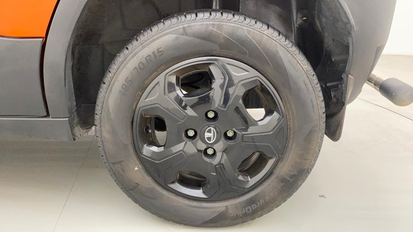 2022 Tata PUNCH ACCOMPLISHED MT, Petrol, Manual, 17,161 km, Left Rear Wheel