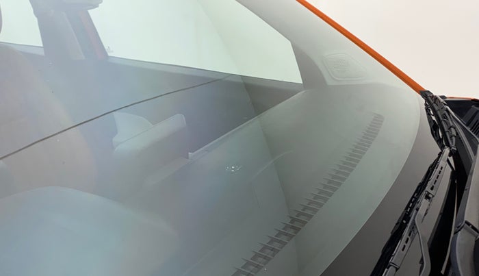 2022 Tata PUNCH ACCOMPLISHED MT, Petrol, Manual, 17,161 km, Front windshield - Minor spot on windshield