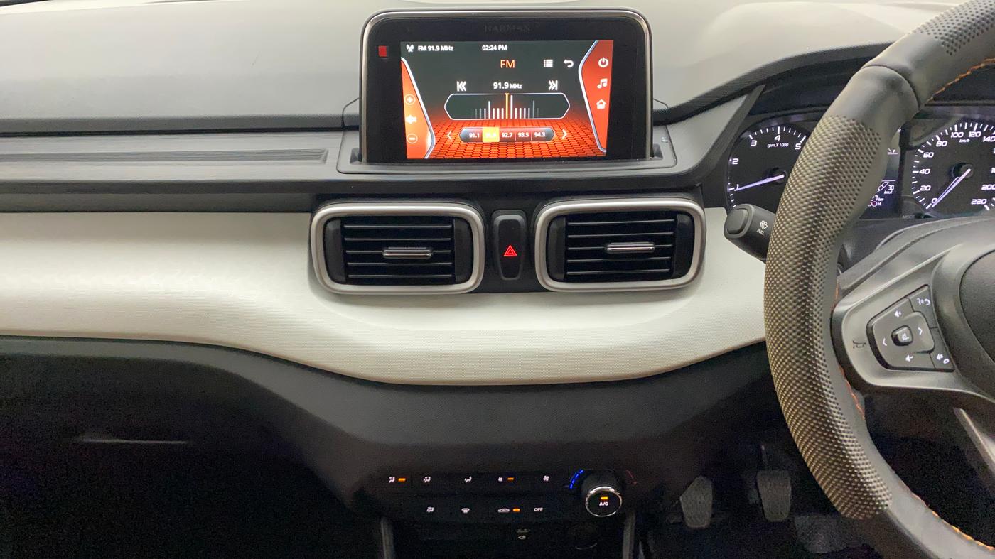 2022 Tata PUNCH ACCOMPLISHED MT, Petrol, Manual, 17,161 km, Air Conditioner