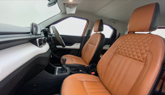 2022 Tata PUNCH ACCOMPLISHED MT, Petrol, Manual, 17,161 km, Right Side Front Door Cabin