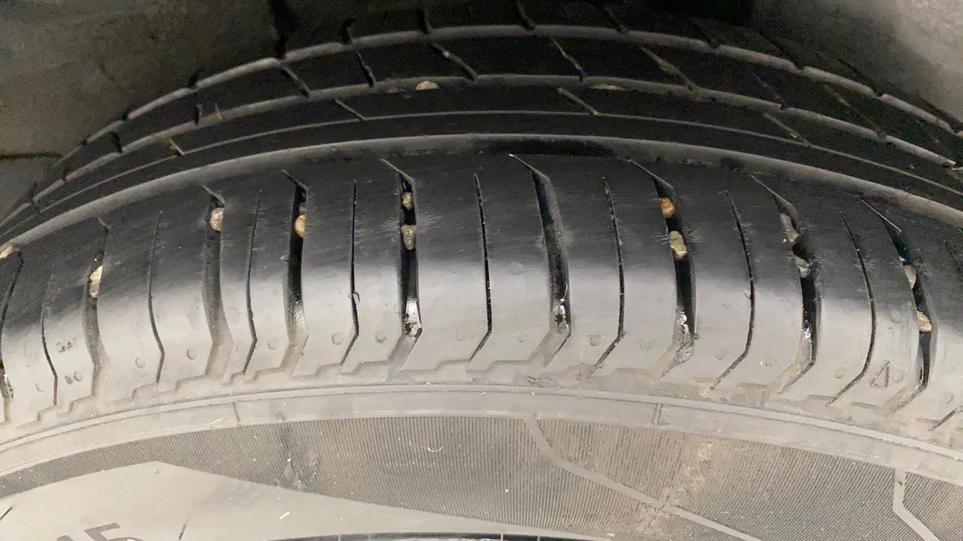 2022 Tata PUNCH ACCOMPLISHED MT, Petrol, Manual, 17,161 km, Left Rear Tyre Tread
