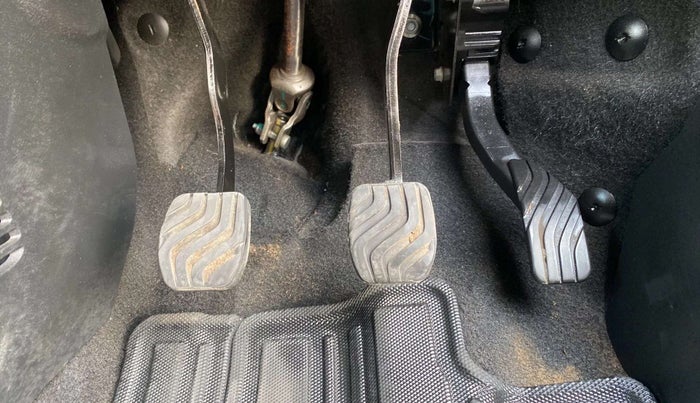 2022 Nissan MAGNITE XE, Petrol, Manual, 6,782 km, Pedals