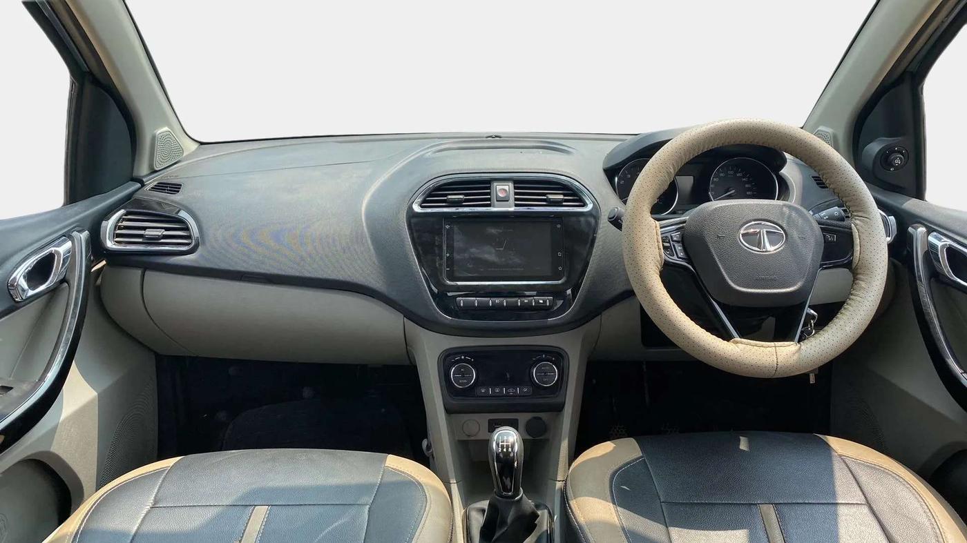 2019 Tata Tiago XZ PLUS PETROL, Petrol, Manual, 28,499 km, Dashboard