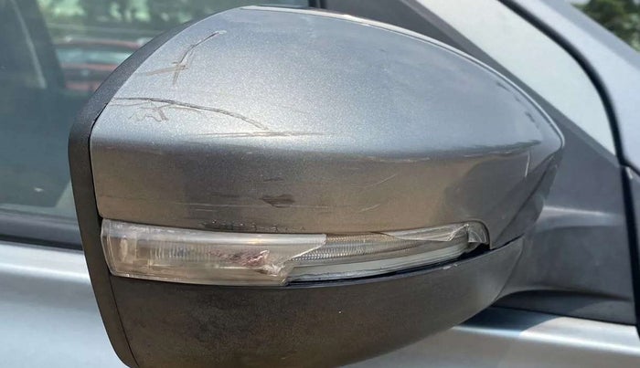 2019 Tata Tiago XZ PLUS PETROL, Petrol, Manual, 27,250 km, Right rear-view mirror - Indicator light has minor damage