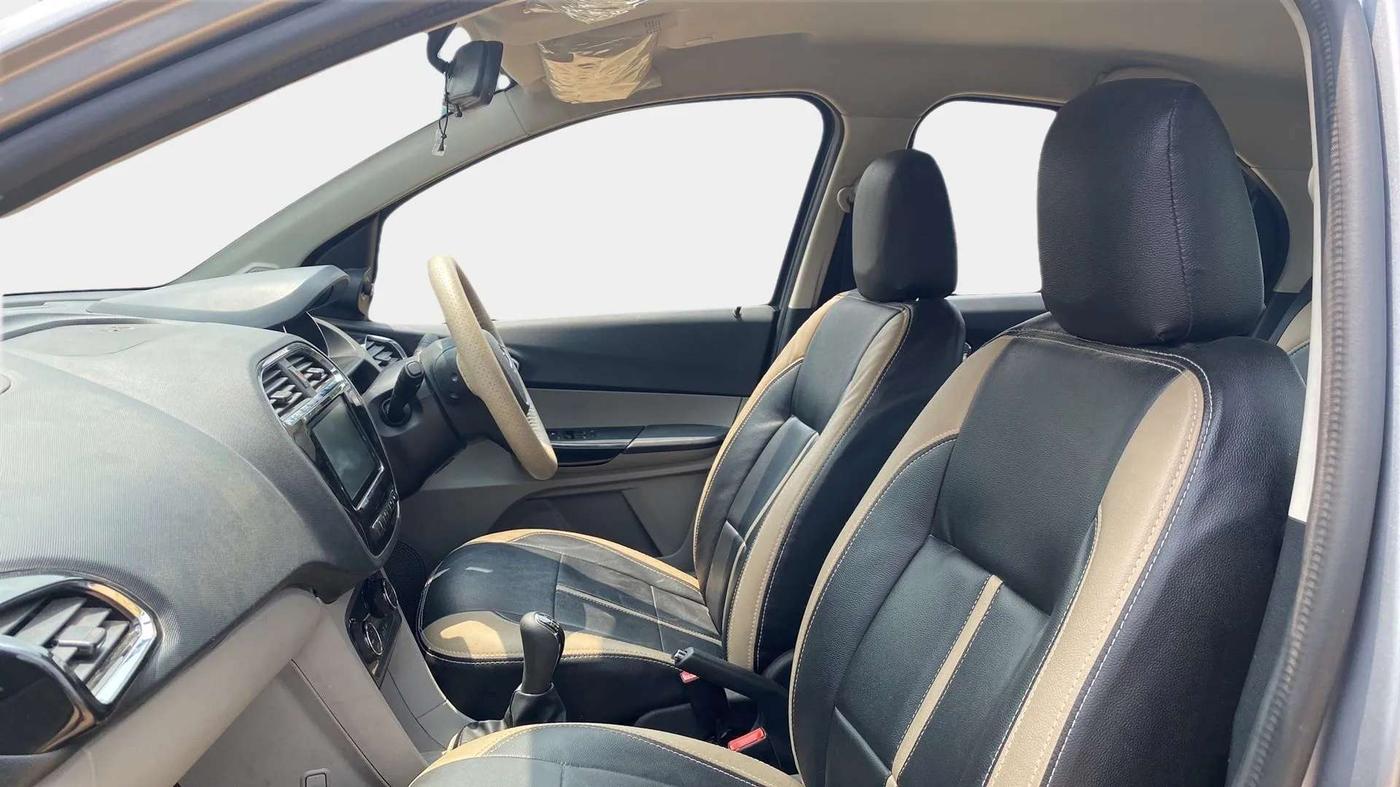 2019 Tata Tiago XZ PLUS PETROL, Petrol, Manual, 28,499 km, Right Side Front Door Cabin