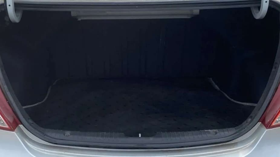 2013 Hyundai Verna FLUIDIC 1.6 VTVT EX, Petrol, Manual, 37,183 km, Boot Inside