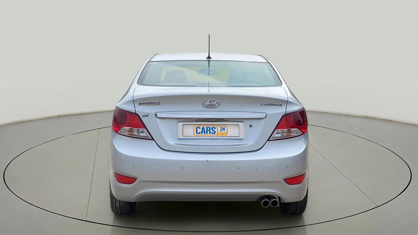 2013 Hyundai Verna FLUIDIC 1.6 VTVT EX, Petrol, Manual, 37,183 km, Back/Rear