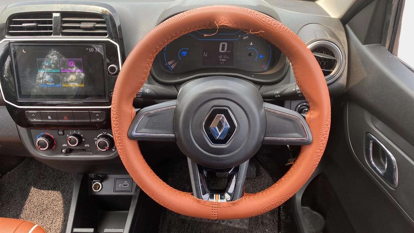 2022 Renault Kwid CLIMBER AMT 1.0, Petrol, Automatic, 4,159 km, Steering Wheel Close Up