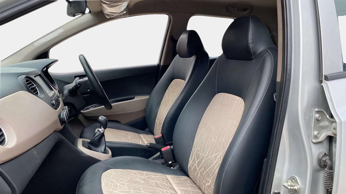2018 Hyundai Grand i10 SPORTZ 1.2 KAPPA VTVT, Petrol, Manual, 46,842 km, Right Side Front Door Cabin