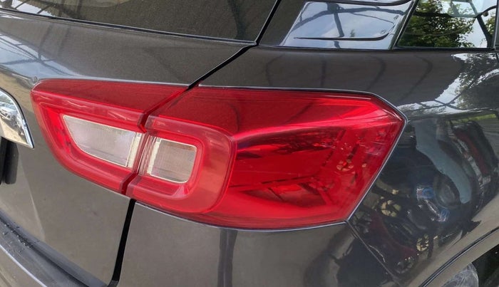 2021 Maruti Vitara Brezza VXI, Petrol, Manual, 59,291 km, Right tail light - Minor scratches