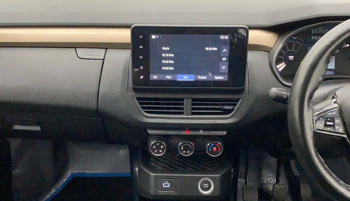 2022 Renault Kiger RXT MT DUAL TONE, Petrol, Manual, 23,775 km, Air Conditioner