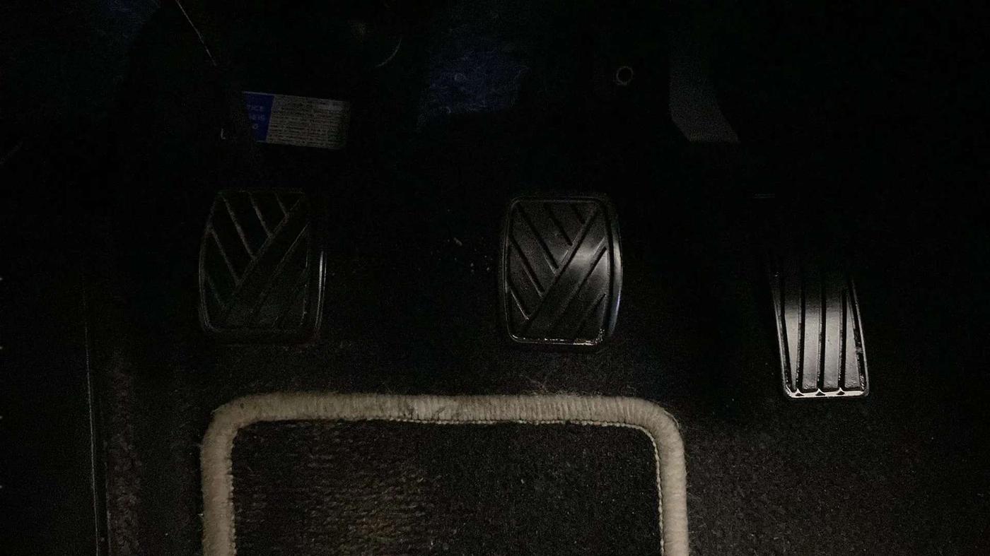 2020 Maruti Vitara Brezza LXI, Petrol, Manual, 12,219 km, Pedals
