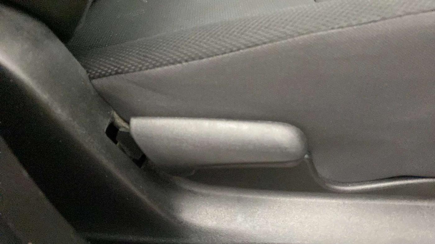 2020 Maruti Vitara Brezza LXI, Petrol, Manual, 12,219 km, Driver Side Adjustment Panel