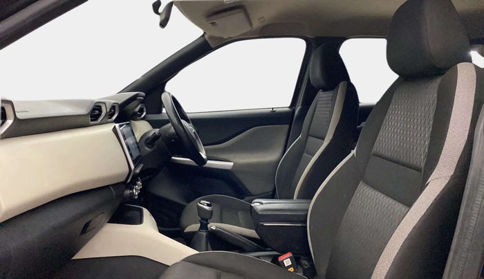 2023 Nissan MAGNITE XV MT, Petrol, Manual, 28,383 km, Right Side Front Door Cabin
