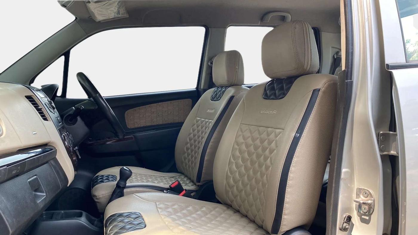 2017 Maruti Wagon R 1.0 VXI, CNG, Manual, 50,788 km, Right Side Front Door Cabin
