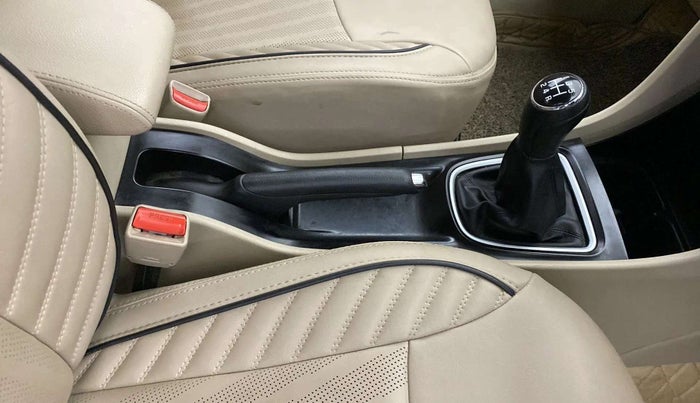 2020 Maruti Ciaz DELTA 1.5 SHVS MT PETROL, Petrol, Manual, 30,330 km, Gear Lever