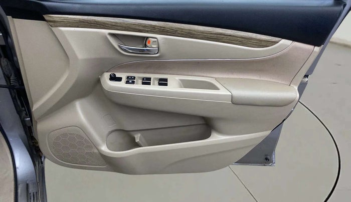 2020 Maruti Ciaz DELTA 1.5 SHVS MT PETROL, Petrol, Manual, 30,330 km, Driver Side Door Panels Control