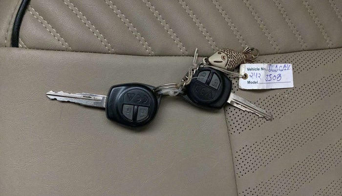 2020 Maruti Ciaz DELTA 1.5 SHVS MT PETROL, Petrol, Manual, 30,330 km, Key Close Up