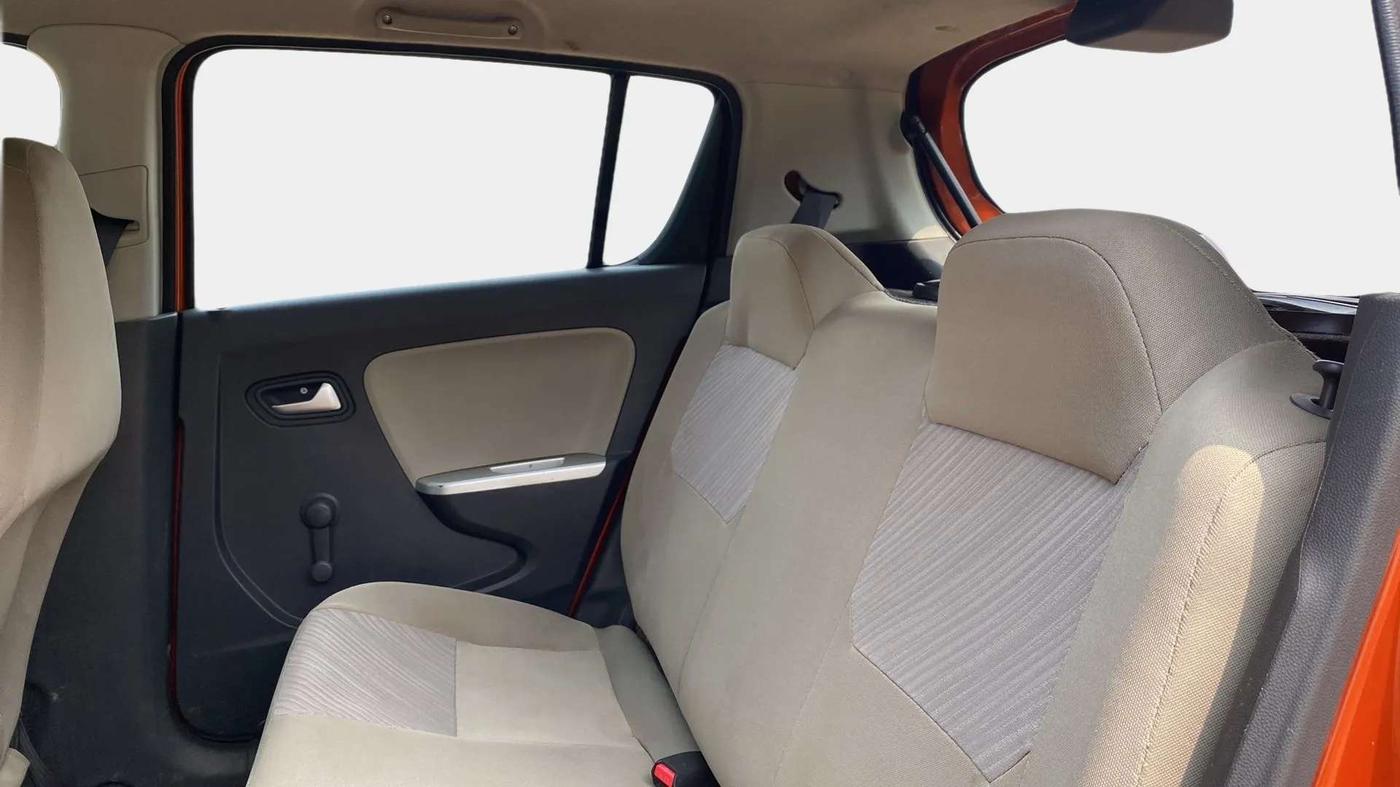 2016 Maruti Alto K10 VXI, Petrol, Manual, 31,933 km, Right Side Rear Door Cabin