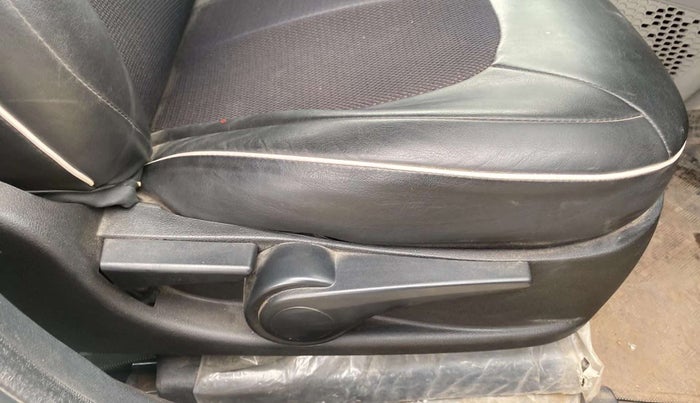 2019 Tata NEXON XZA PLUS DIESEL, Diesel, Automatic, 18,971 km, Driver Side Adjustment Panel