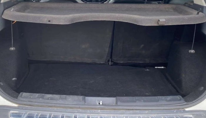 2019 Tata NEXON XZA PLUS DIESEL, Diesel, Automatic, 18,971 km, Boot Inside