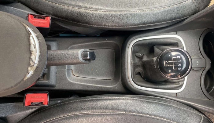 2019 Volkswagen Polo HIGHLINE PLUS 1.5, Diesel, Manual, 90,094 km, Gear Lever