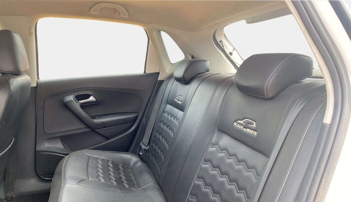 2019 Volkswagen Polo HIGHLINE PLUS 1.5, Diesel, Manual, 90,094 km, Right Side Rear Door Cabin