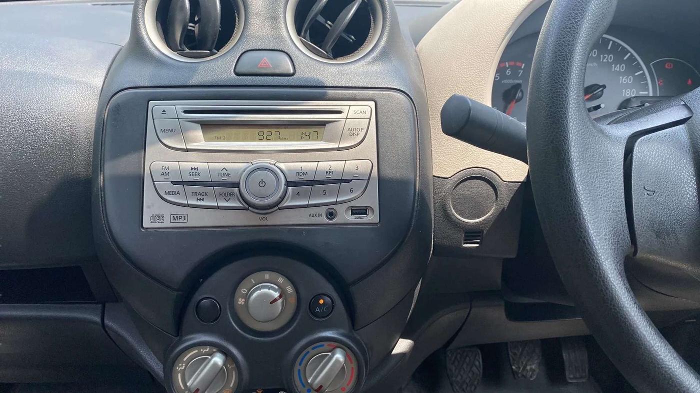 2016 Nissan Micra Active XV SAFETY PACK, Petrol, Manual, 33,210 km, Air Conditioner