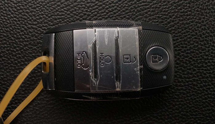 2021 KIA SELTOS HTK PLUS AT 1.5 DIESEL, Diesel, Automatic, 42,363 km, Key Close Up